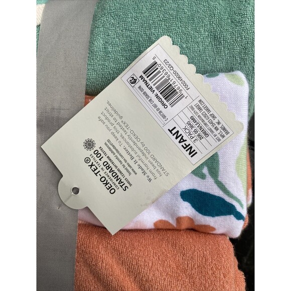 Cloud Island 3-Pack Infant Hooded Towels Lightweight New With Tags - Picture 4 of 4